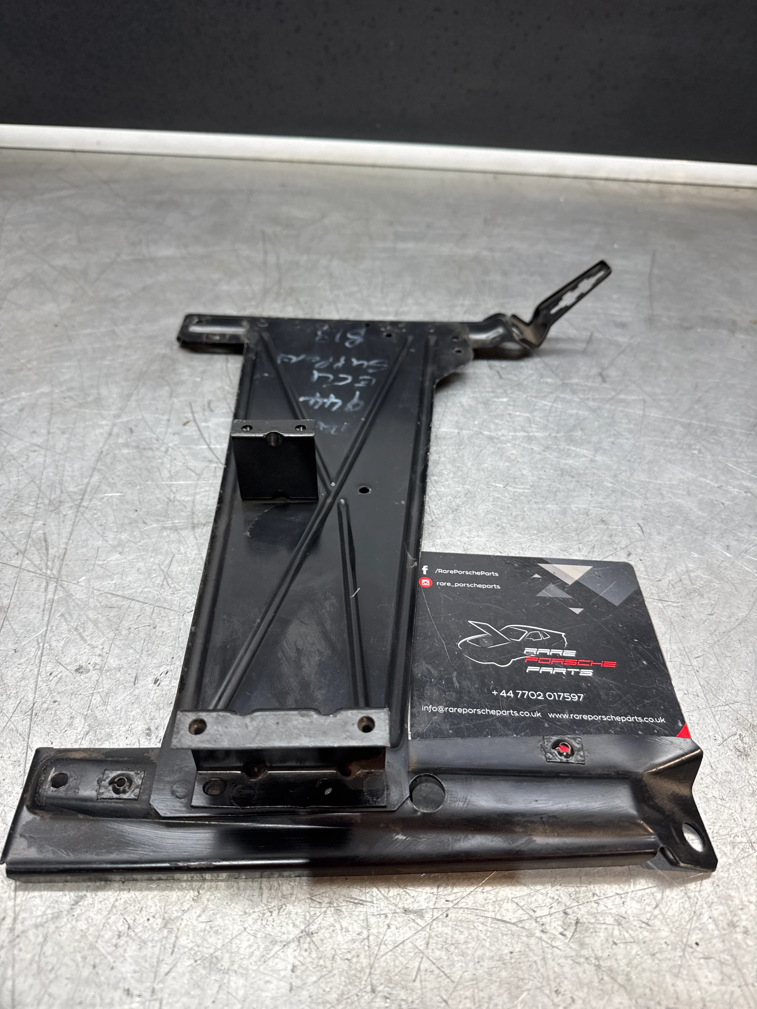 Porsche 944 S2 Turbo ECU bracket, 85.5 onwards 2.5 N/A 94555104902 RHD used - Image 2