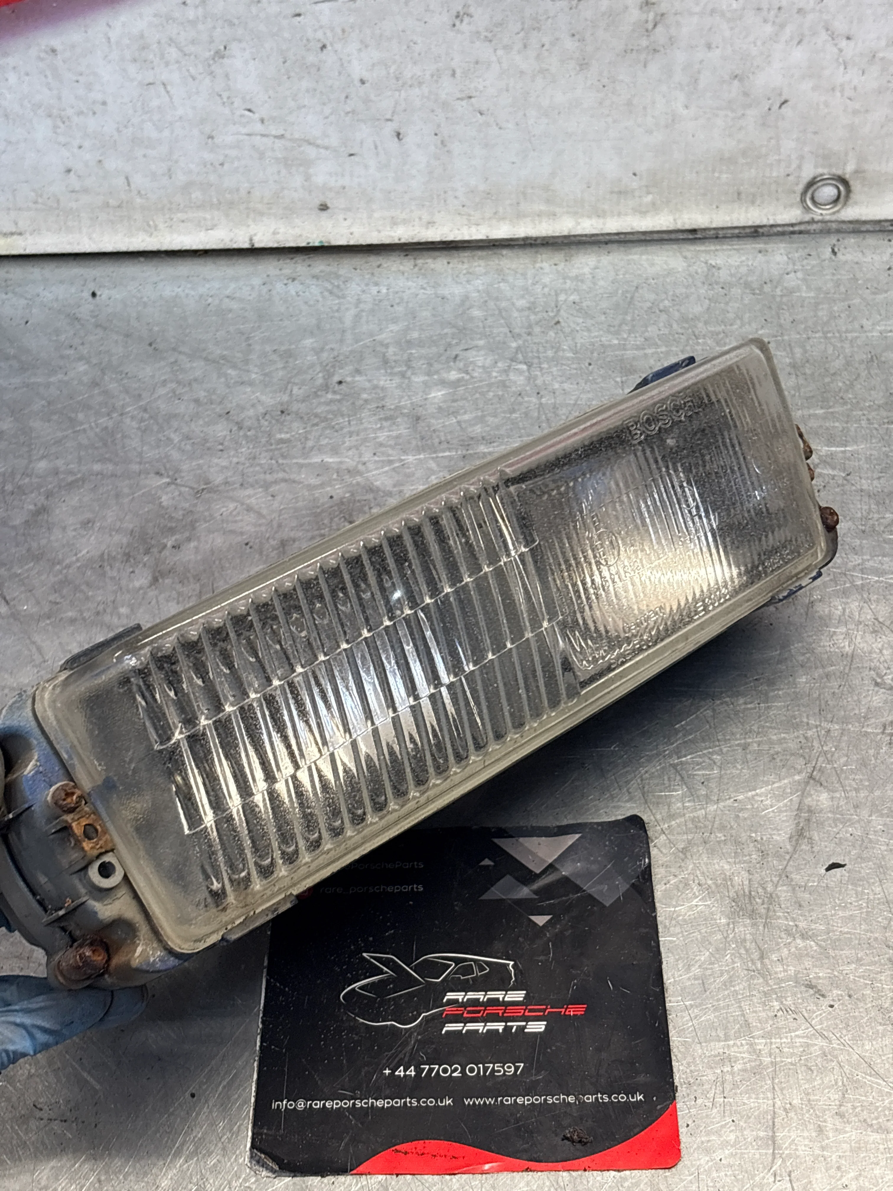 Porsche 944 S2 Turbo right foglight 95163121200 / 0305200701 used - Image 8