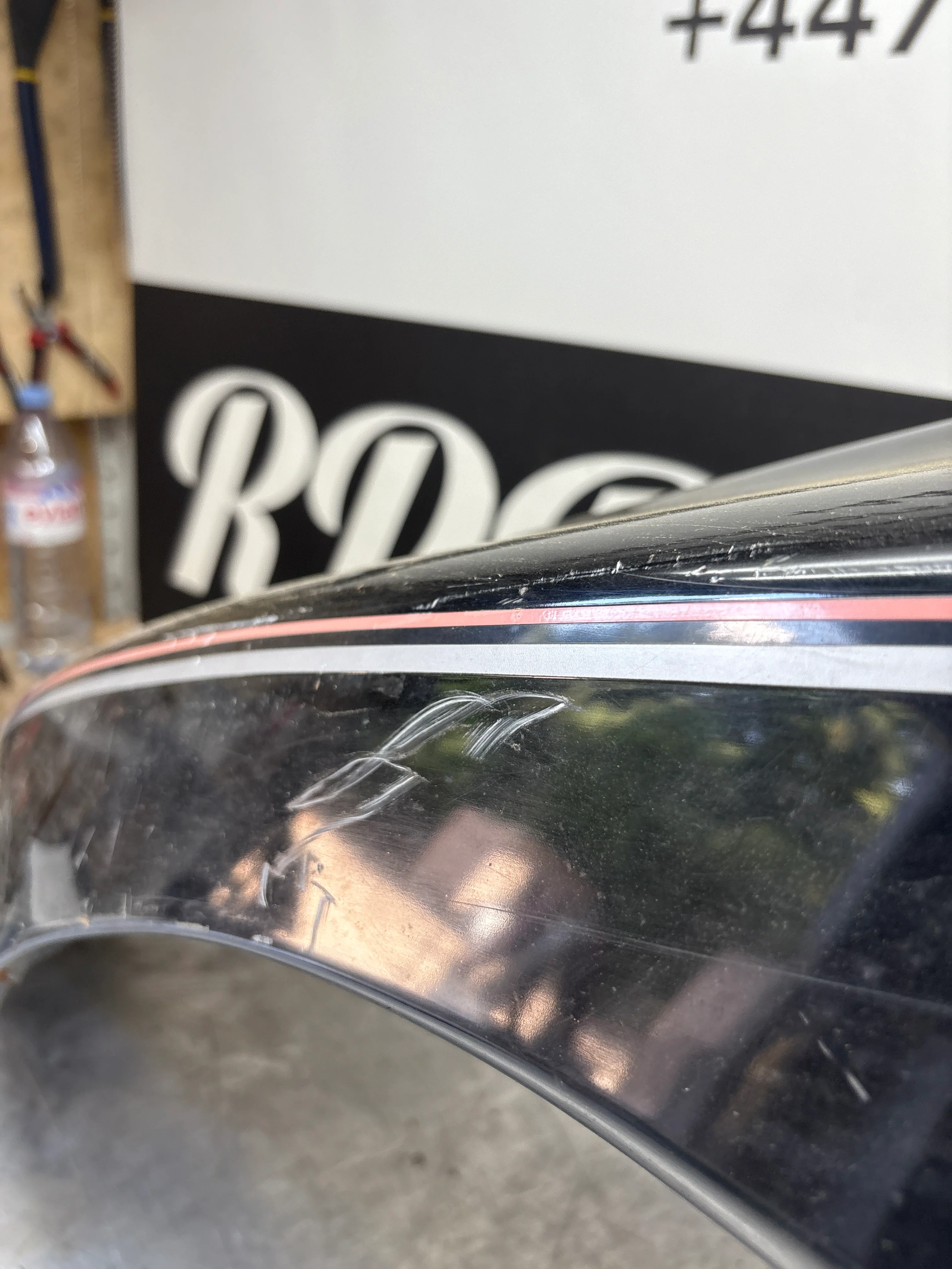 Porsche 944 early left front wing, please see photos, used 93150302103 - Image 8