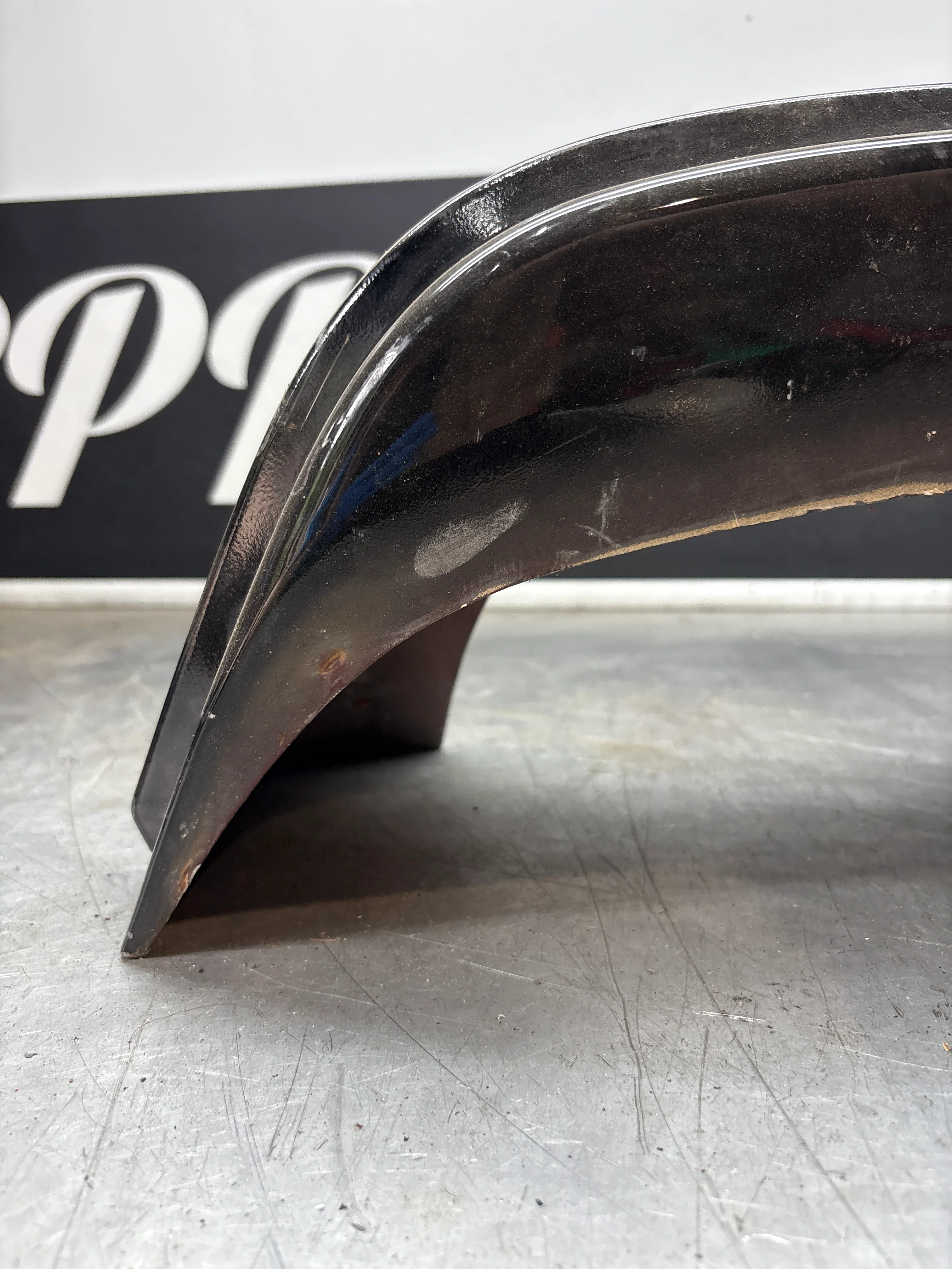 Porsche 944 S2/Turbo rear bumper, used 93150538700 / 95150506900 - Image 6