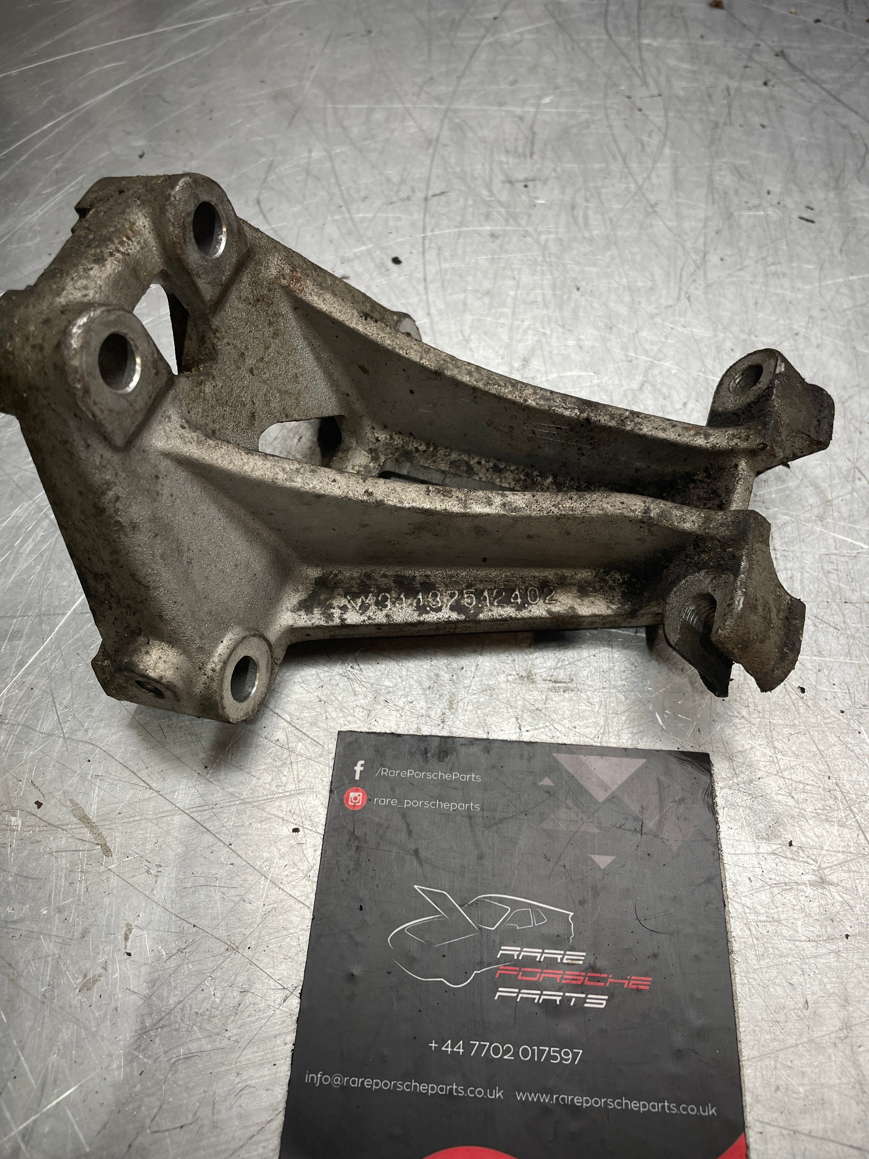 Porsche 944 S2 Turbo Right Driver Side Engine Bracket Mount 94437512402 used - Image 3