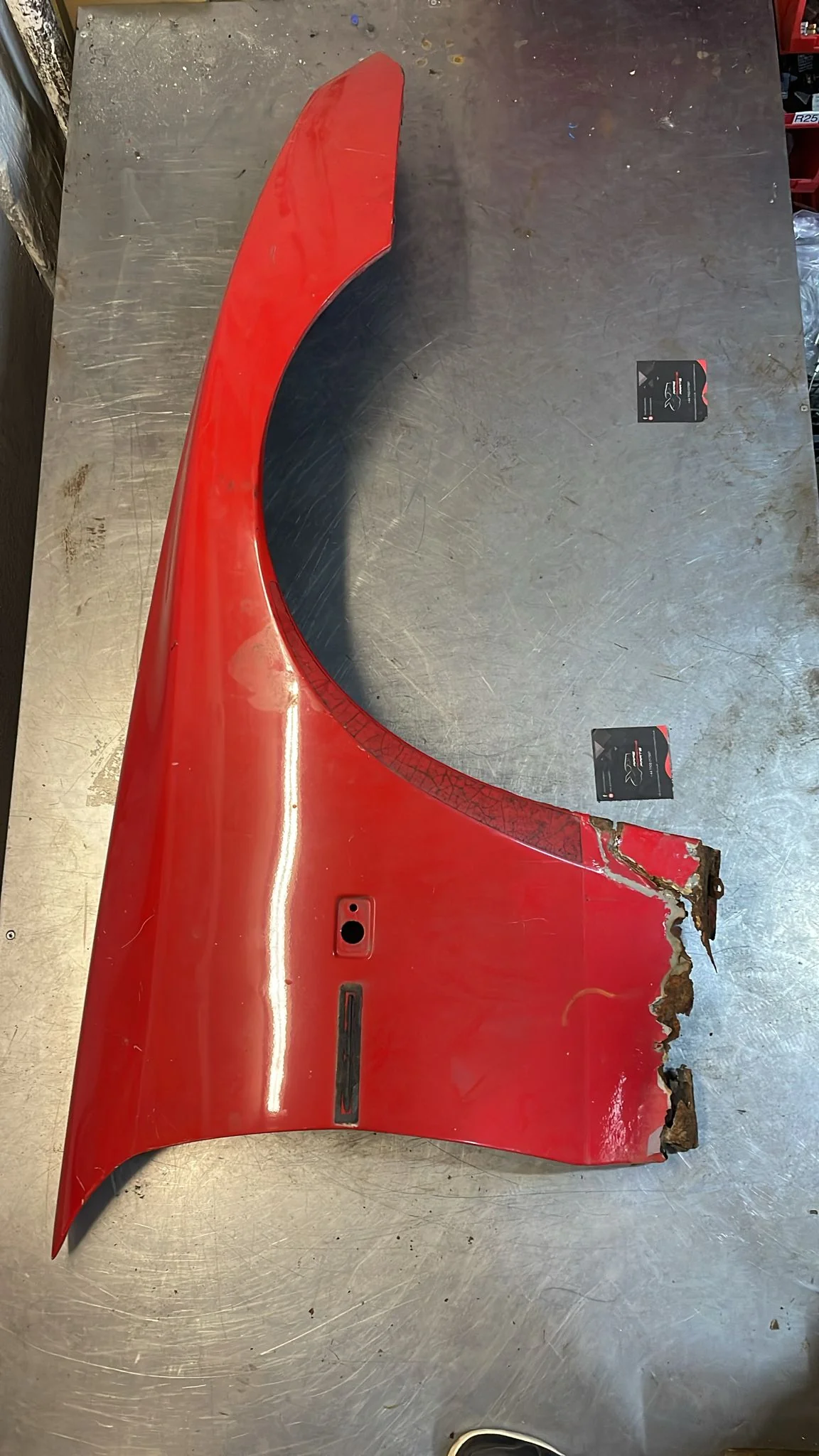 Porsche 944 S2 Turbo right front wing in need of repair, 95150302203 spares or repair - Image 2
