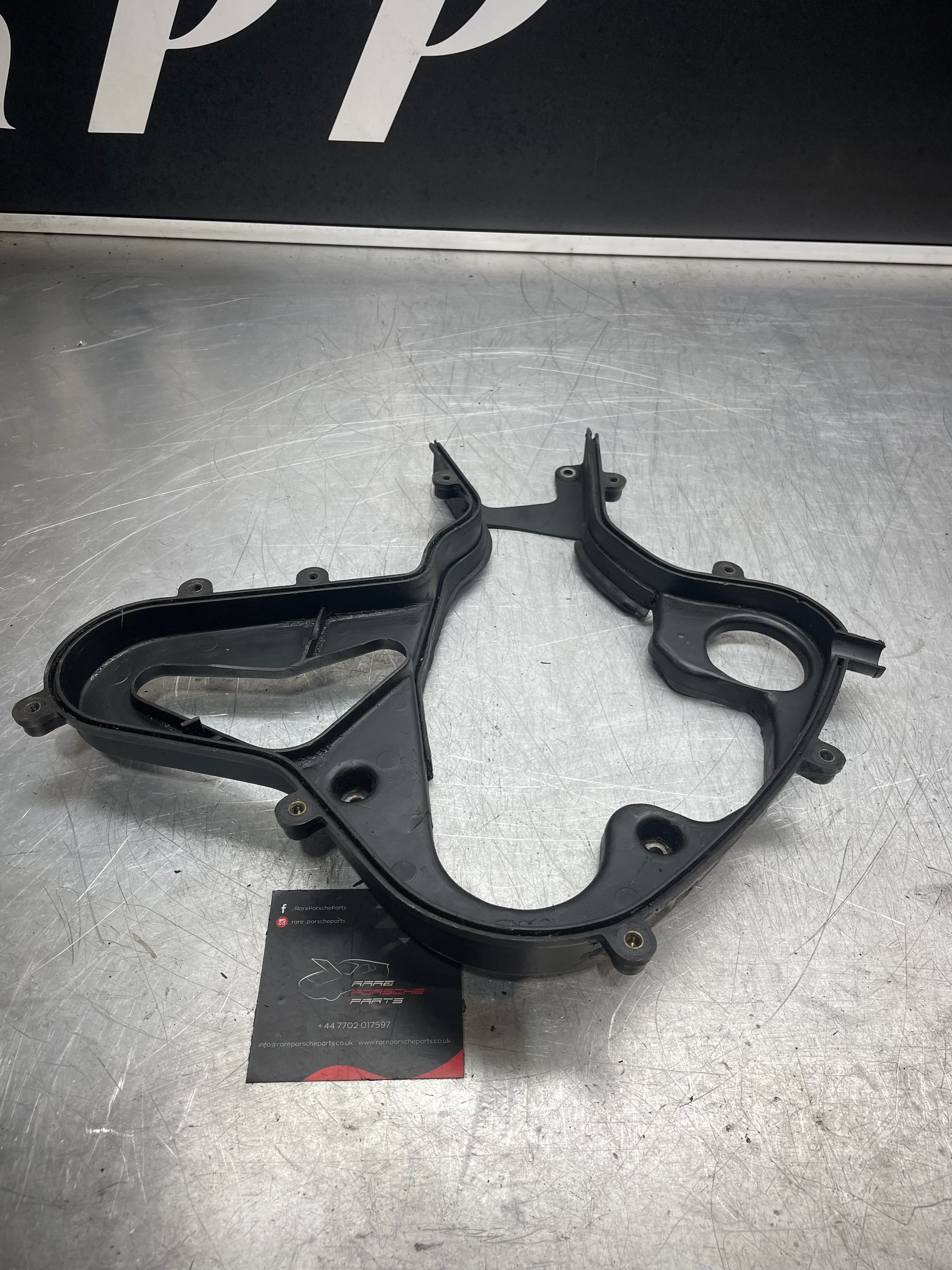 Porsche 944 timing belt cover, used 94410503901 - Image 3