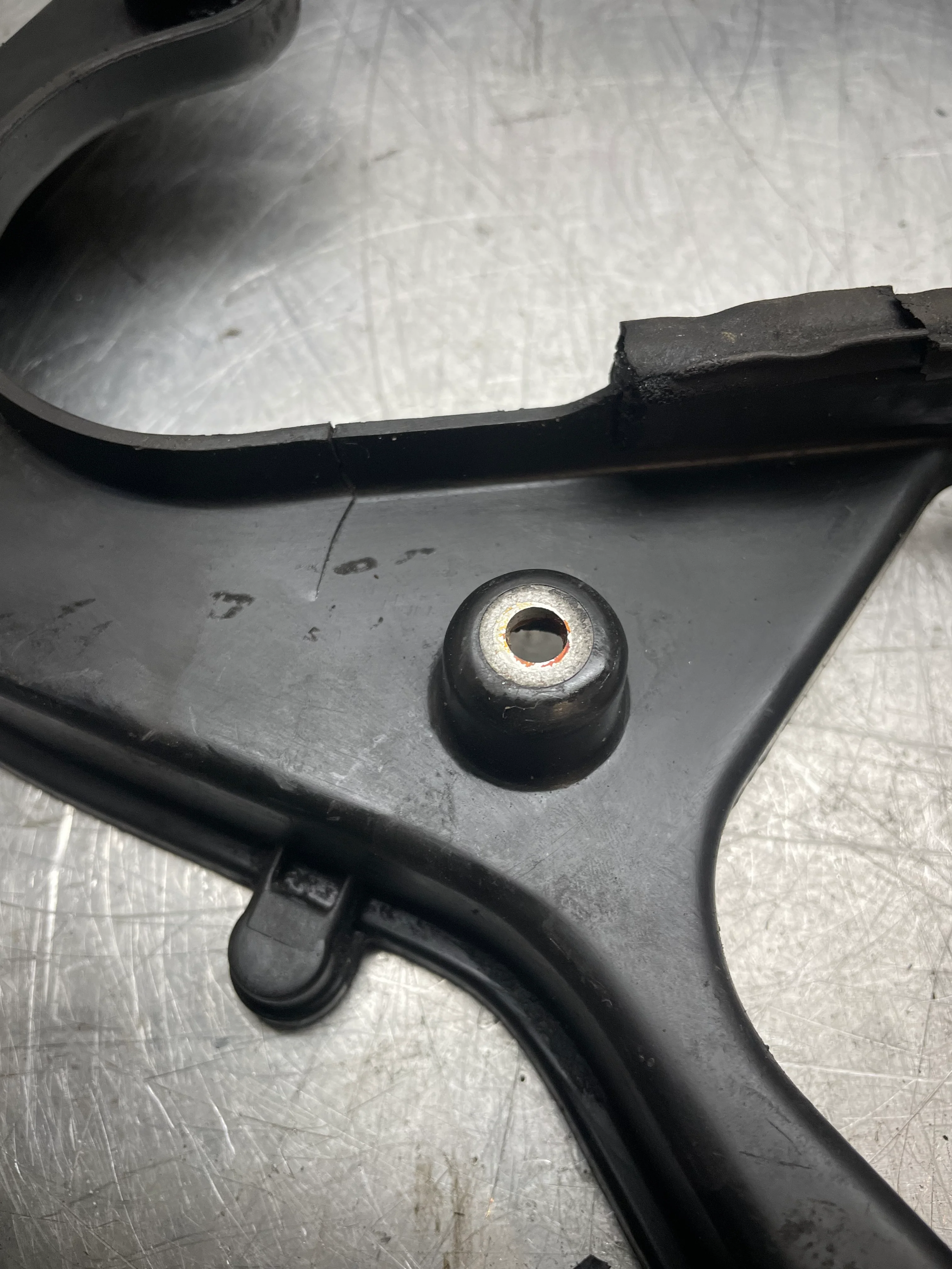 Porsche 944 timing belt cover, used 94410503901 - Image 5
