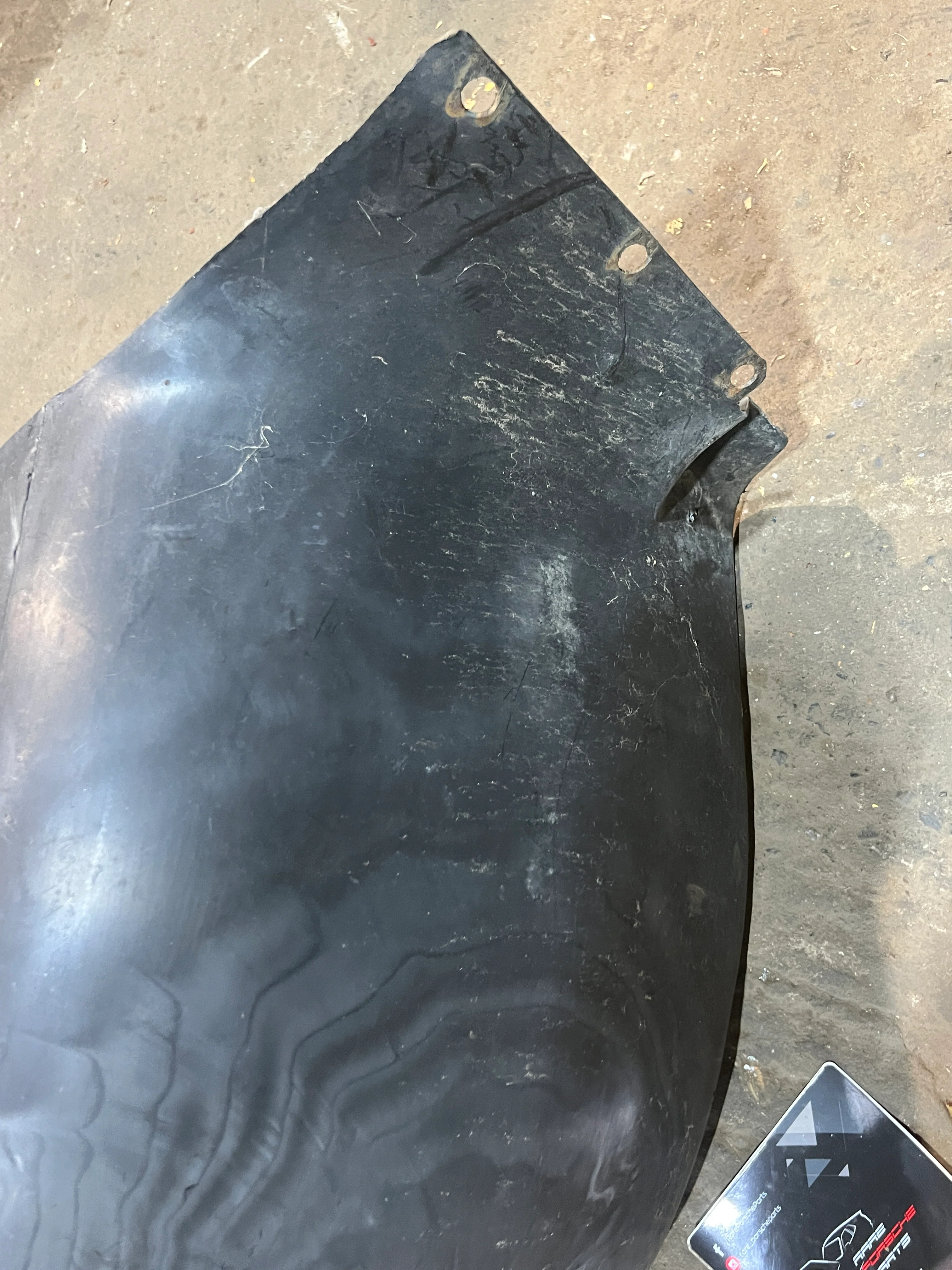 Porsche 944 turbo 968 wheel arch liner left 94450438102 spares or repair - Image 10