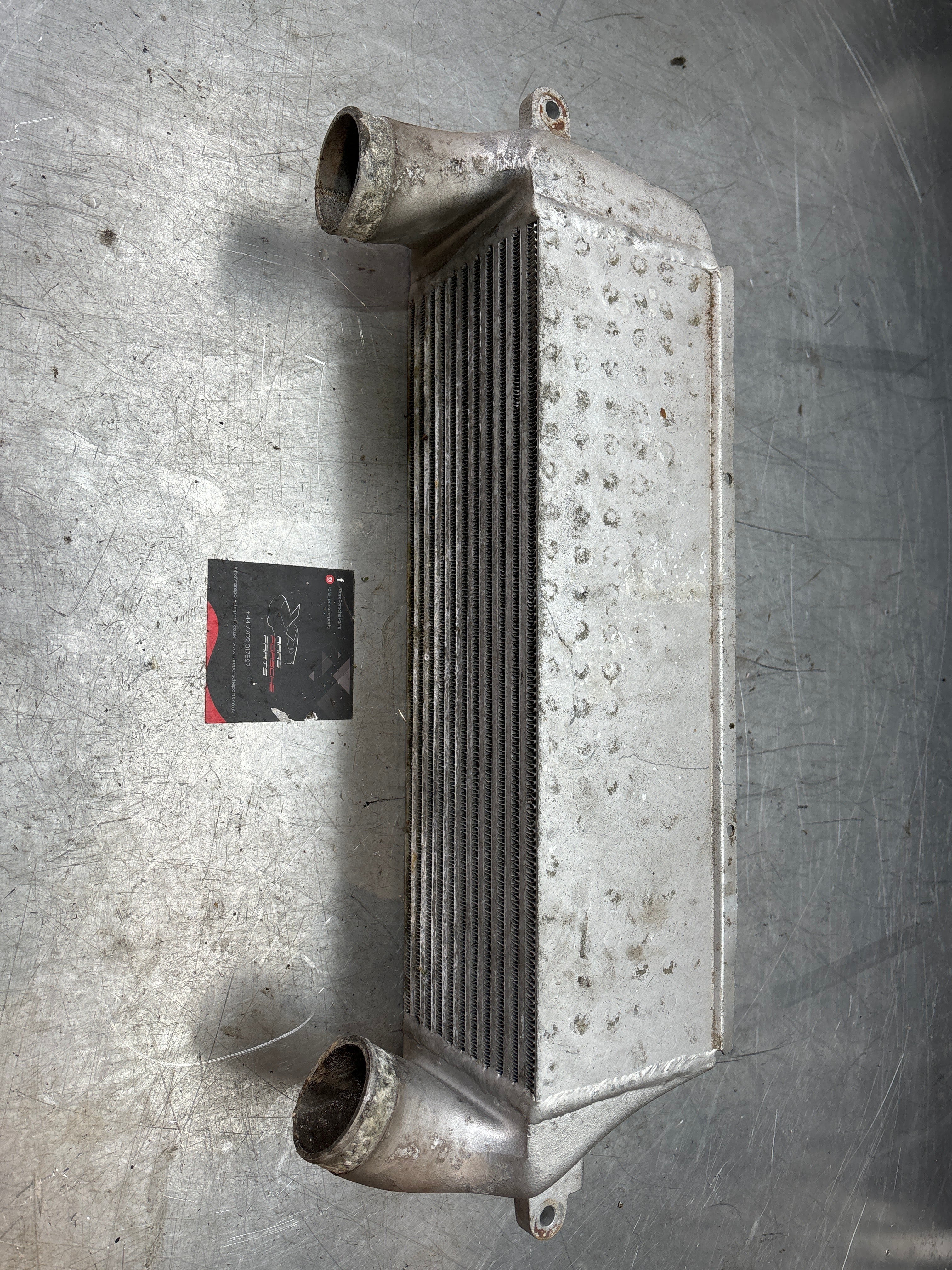 Porsche 944 Turbo Intercooler 95111013703 used - Image 4