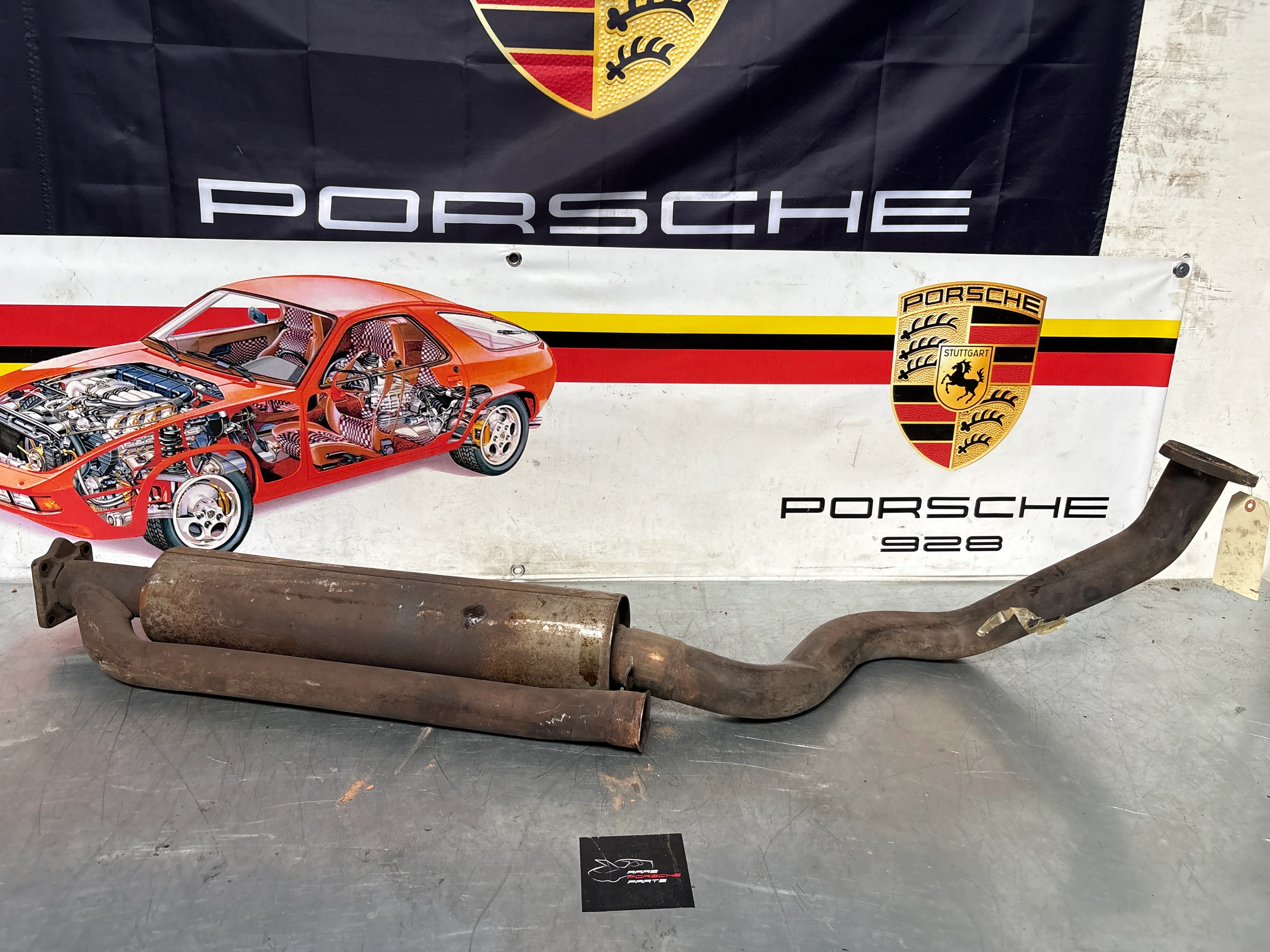 Porsche 944 Turbo front exhaust muffler 95111109303 used