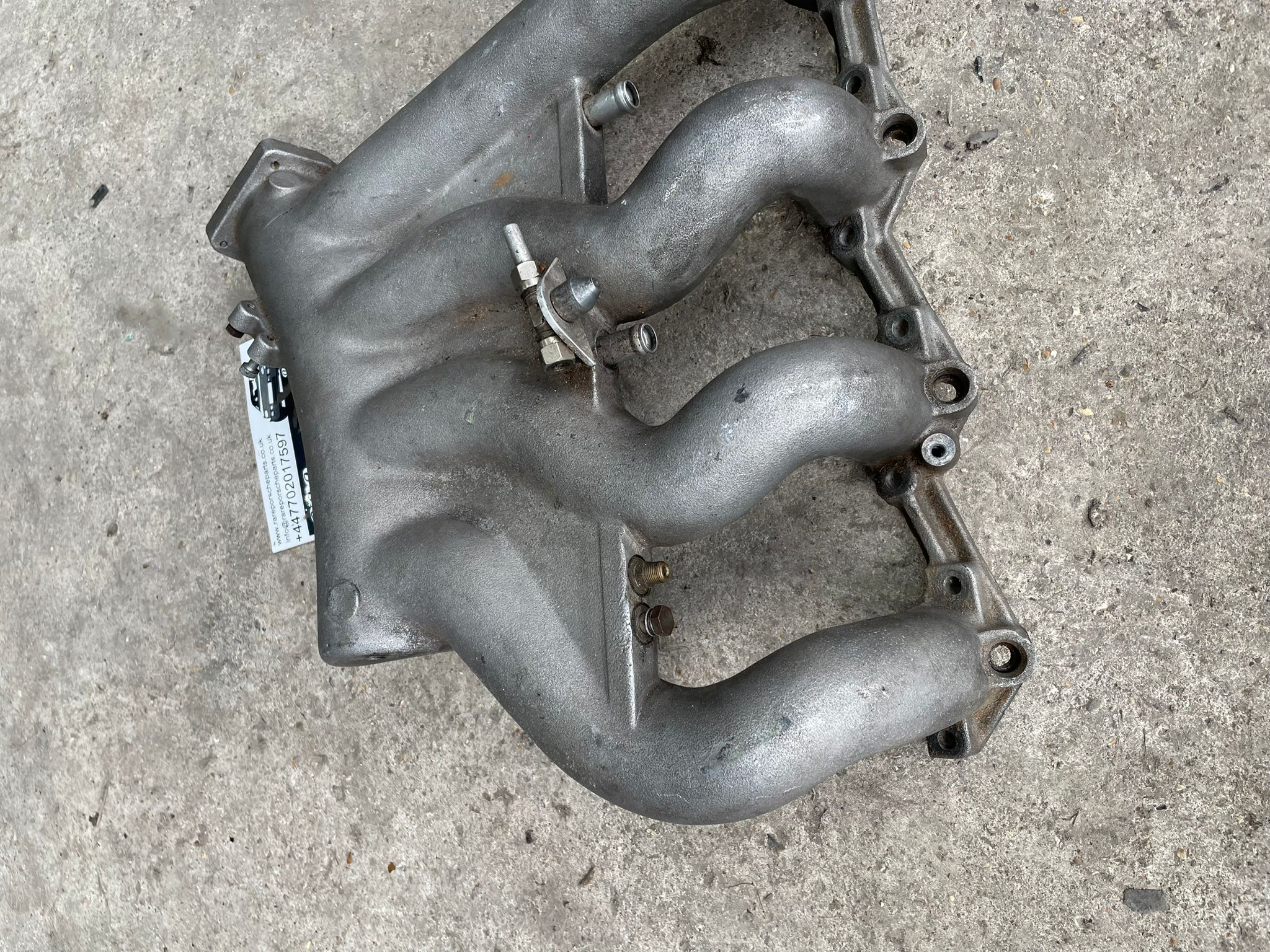 Porsche 944 Turbo Intake Manifold 9511101523R, used - Image 2