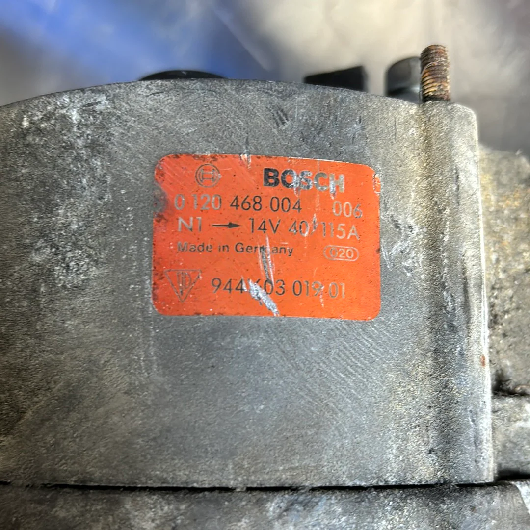 Porsche 944 alternator 1986- 94460301901 / 0120468004, used - Image 2