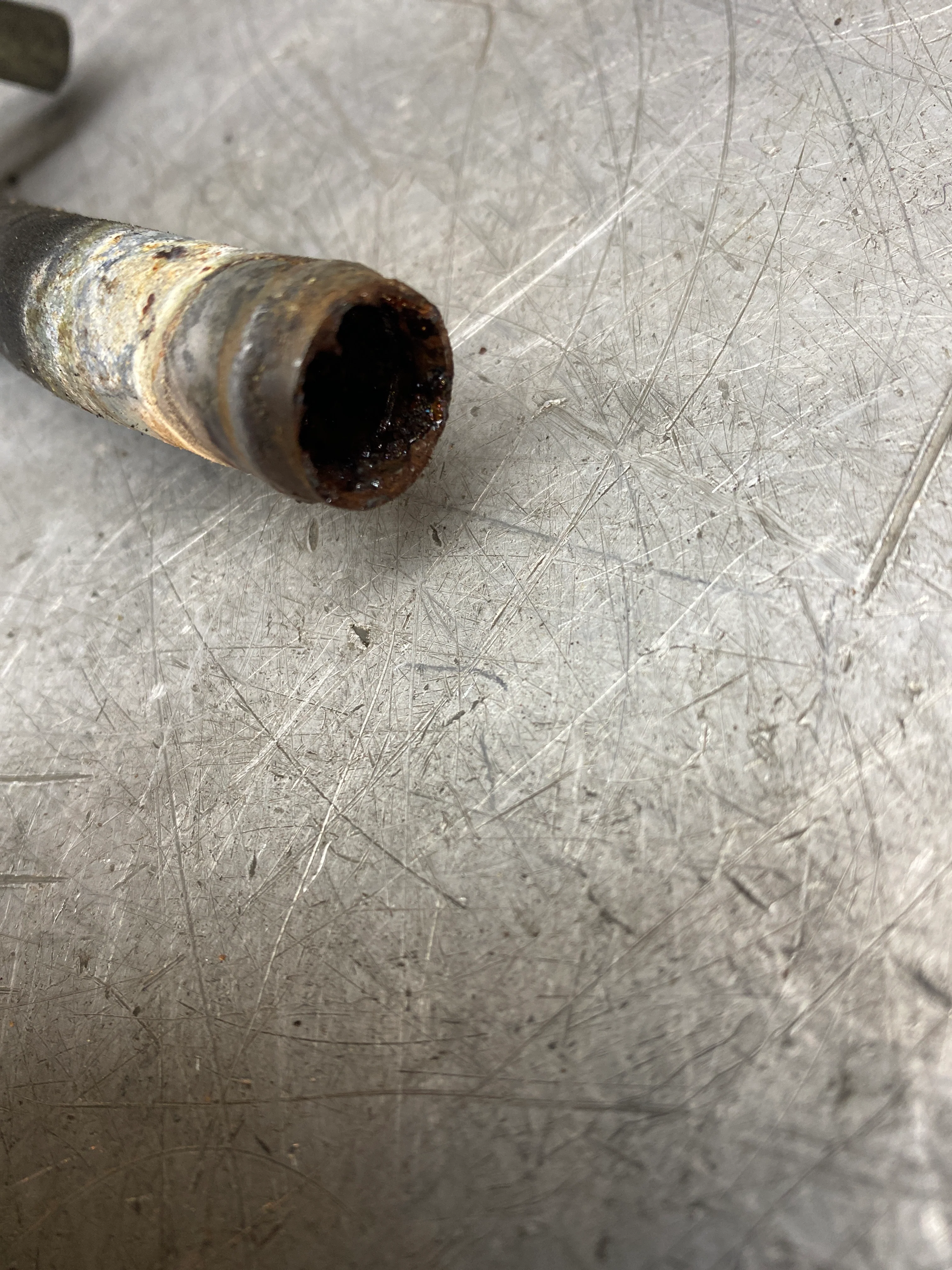 Porsche 944 S2 water by pass pipe 94410624307 used - Image 8