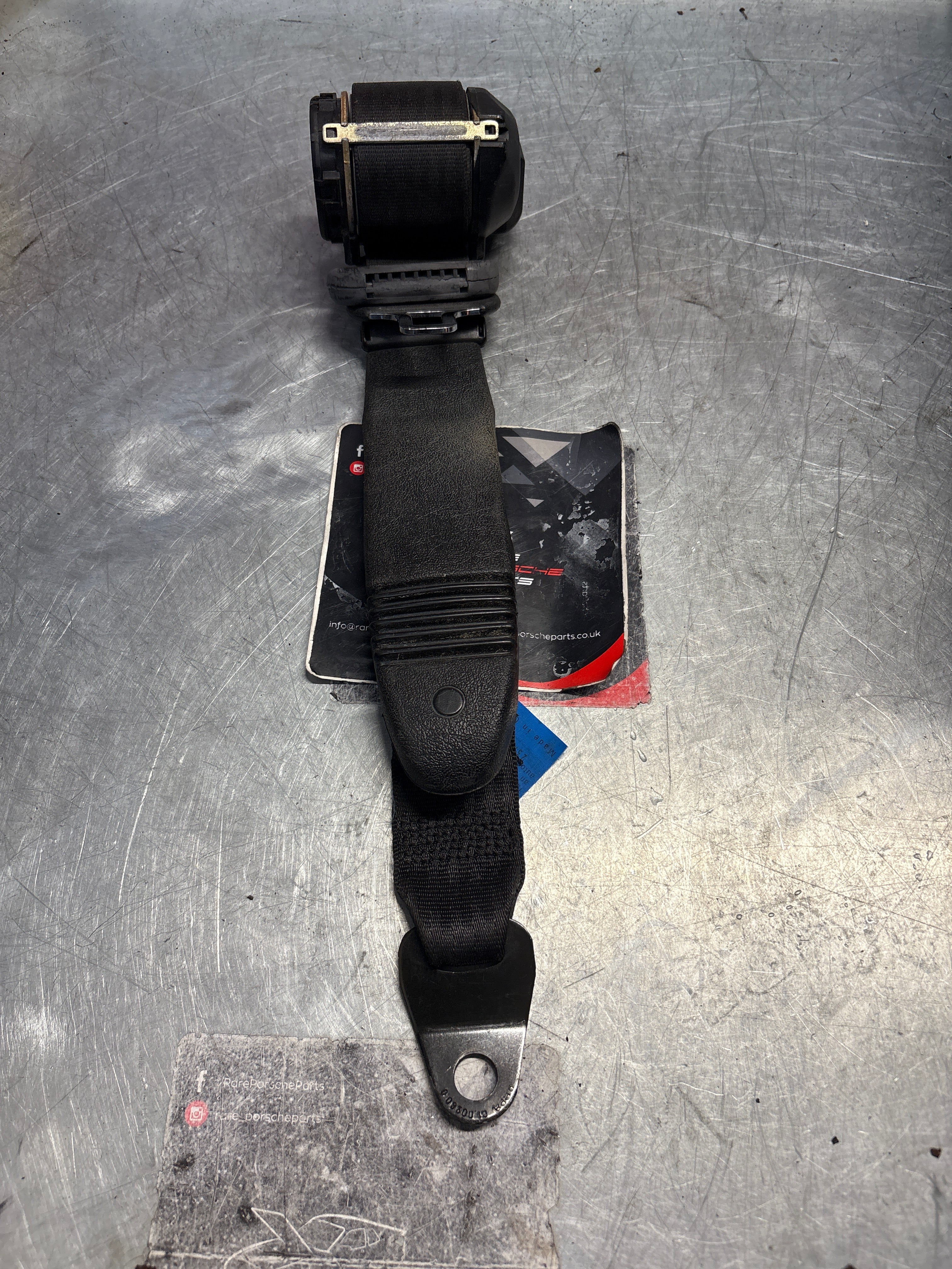 Porsche 968 / 944 S2 Cabriolet front left seatbelt, used 94180303313 - Image 5