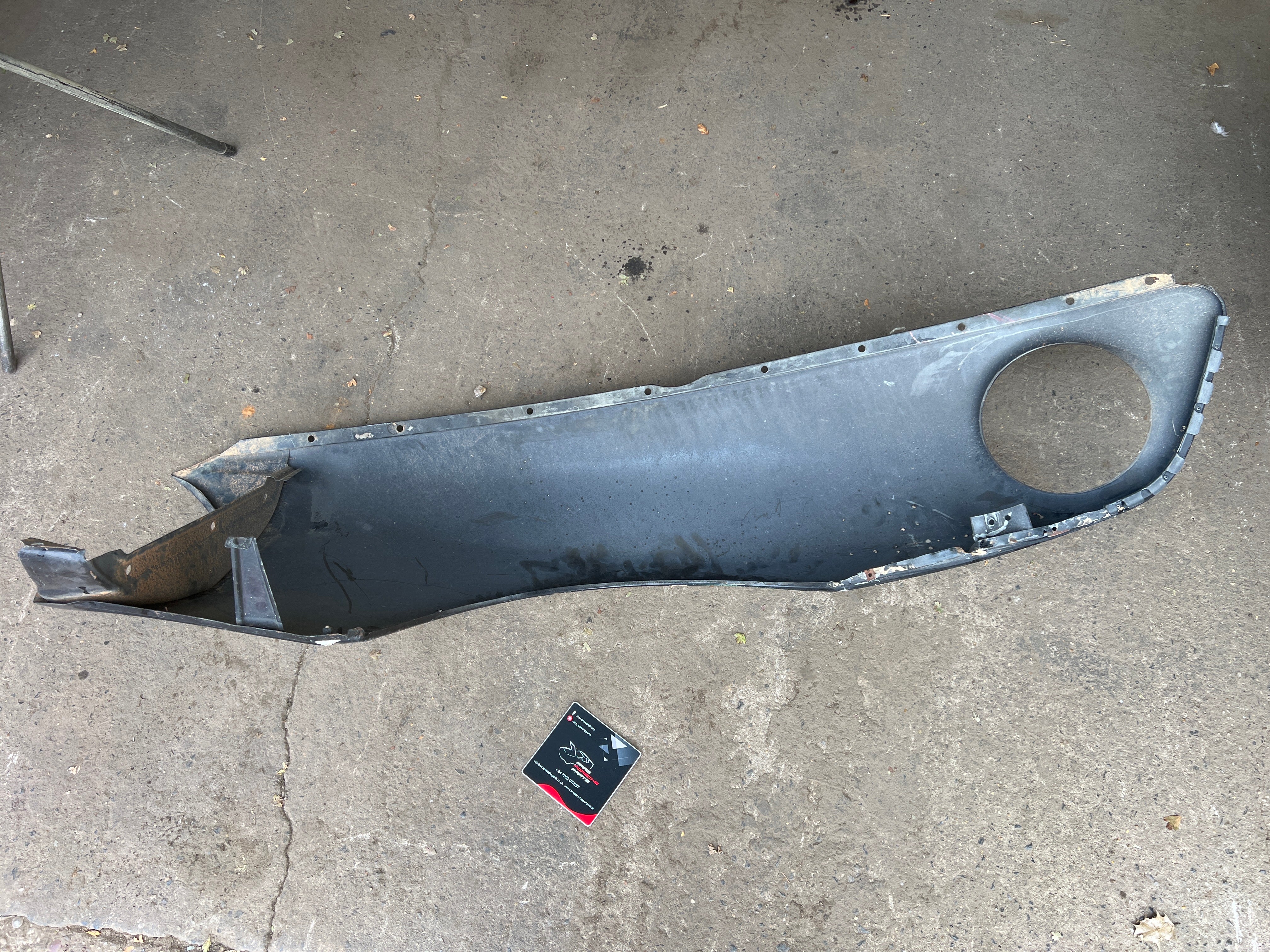 Porsche 968 Front Left Wing Fender - Image 9