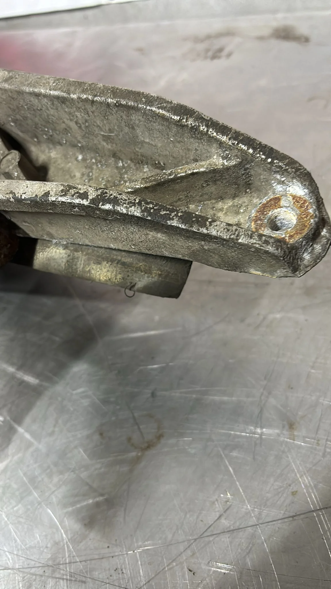 Porsche 968 transmission carrier, used 94437502406 - Image 8