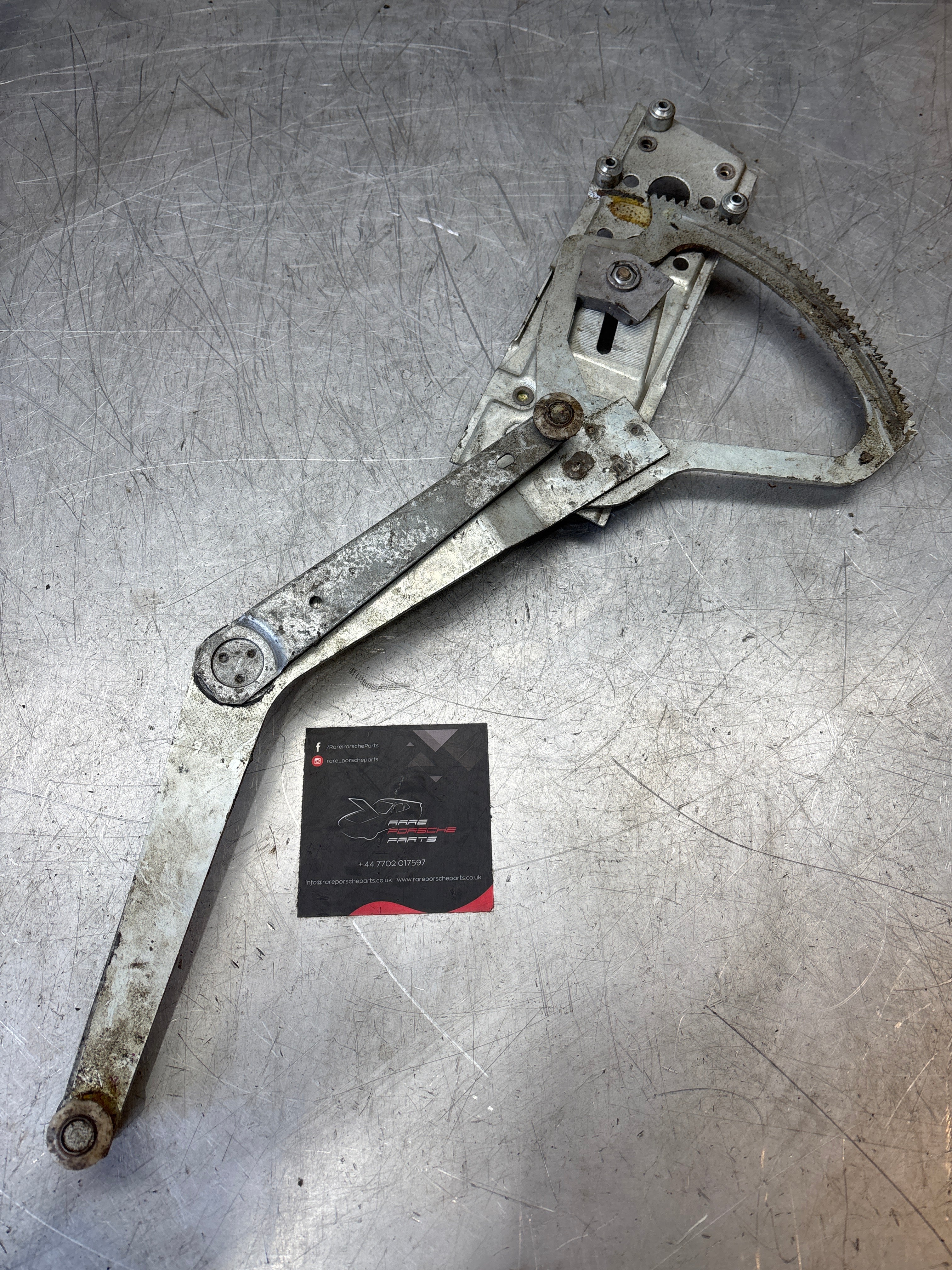 Porsche 993 Coupe Left N/S Window Lifter Mechanism 91154200346 used