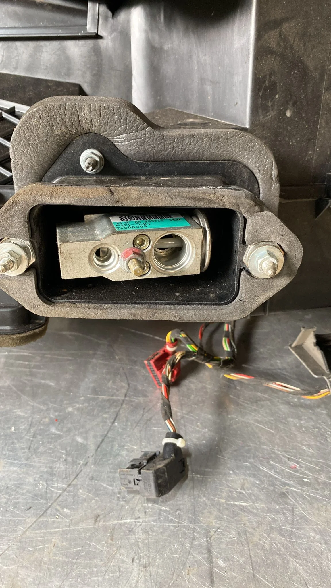 Porsche Boxster 986 / 987  Cayman heater matrix box 98757301103, used - Image 6