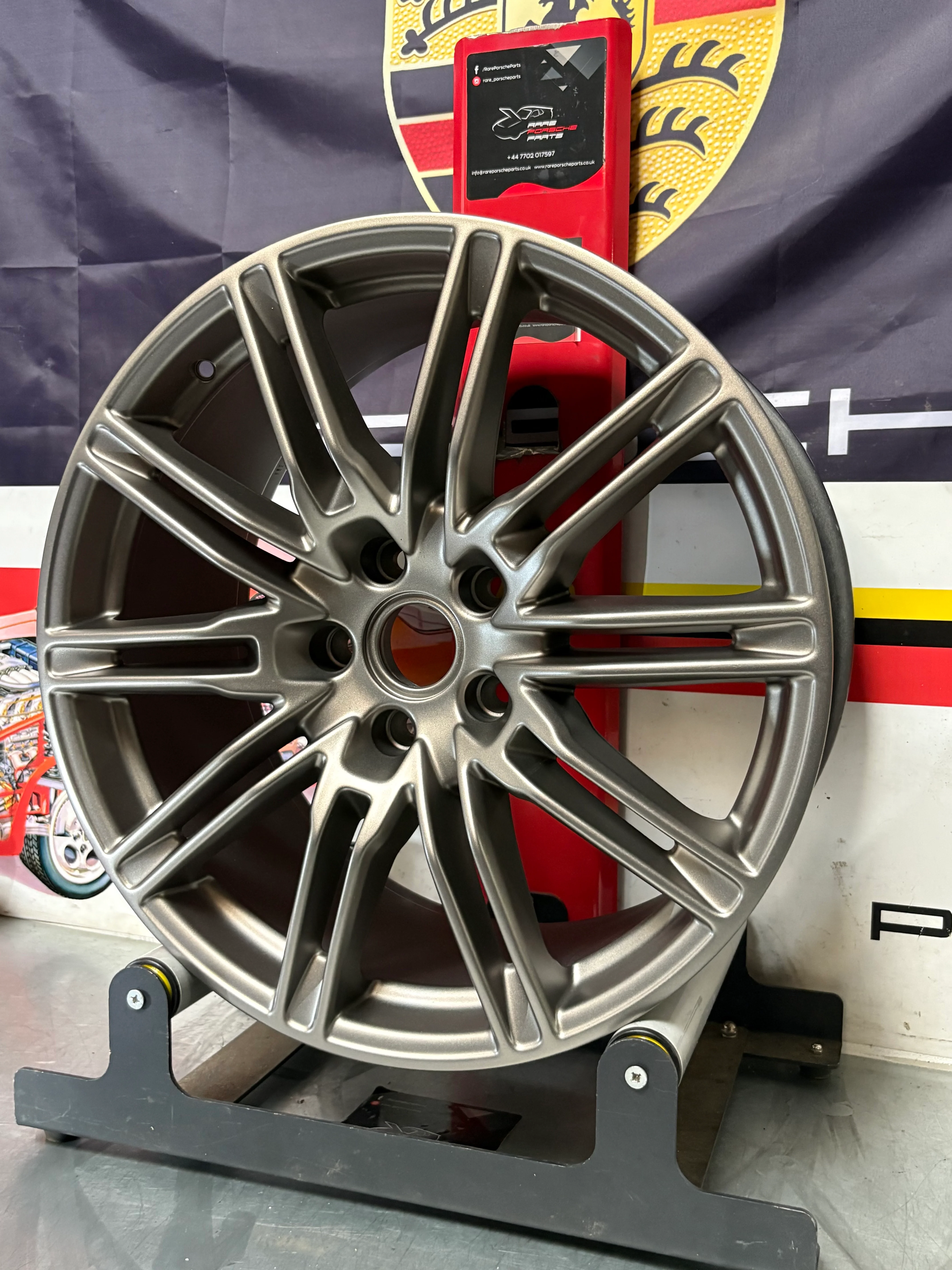 Porsche Cayenne 92A 7P5601025BF wheel, 10Jx21” ET50, used immaculate condition - Image 3