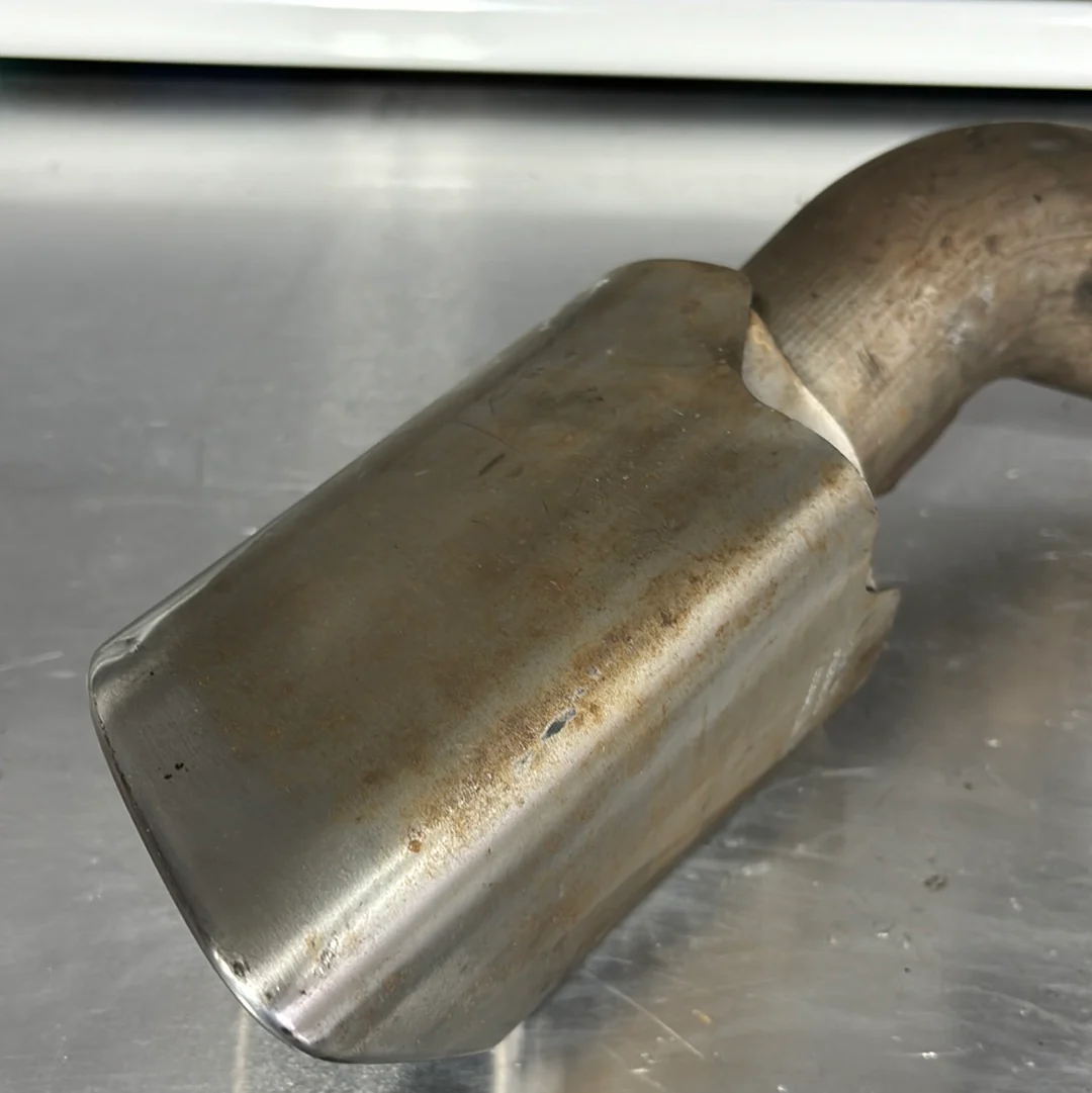 Porsche Cayenne E3 tailpipe, exhaust tip 9Y0253825C, used - Image 2