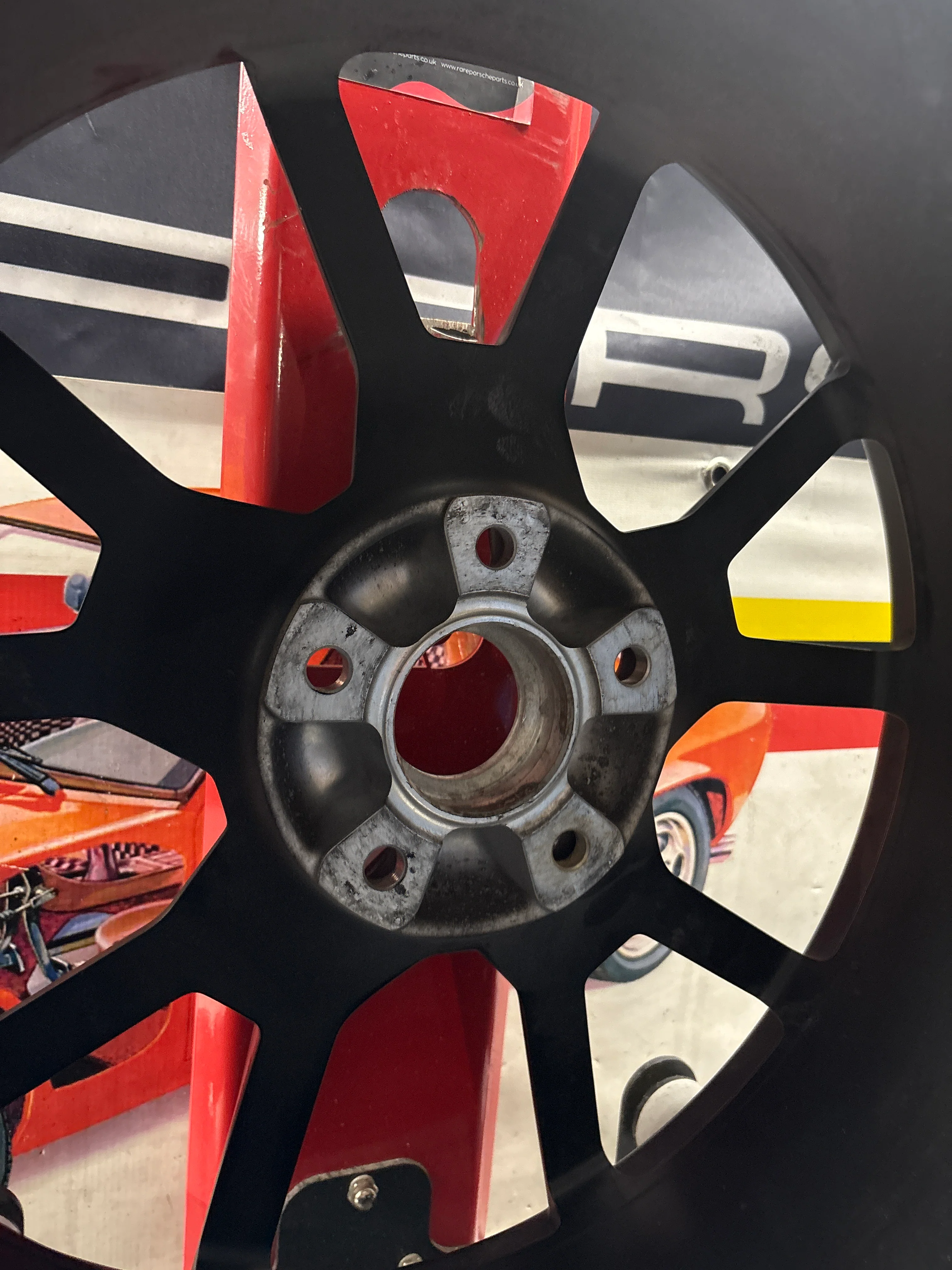Porsche Taycan GTS 9.5Jx21” ET60 alloy wheel, 9J1601025BC, for spares or repair - Image 9