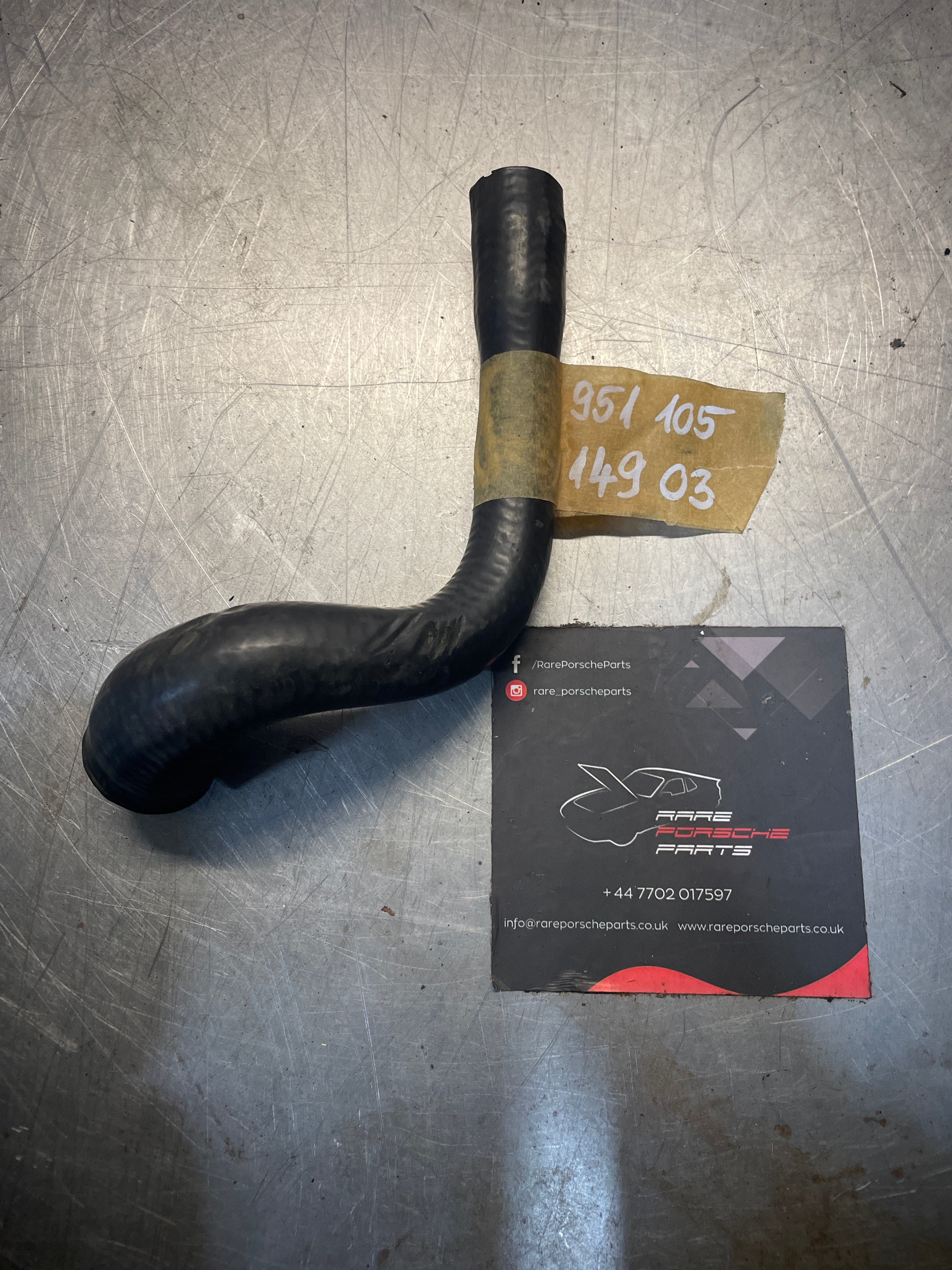 Porsche 944 Turbo Breather hose, used 95110514903 - Image 3