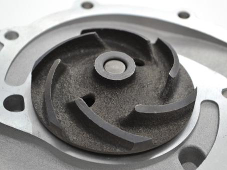 Water pump for Porsche 928 4.5 4.7 S 928S until -'86 + gasket ÜRO 92810601505 - Image 3